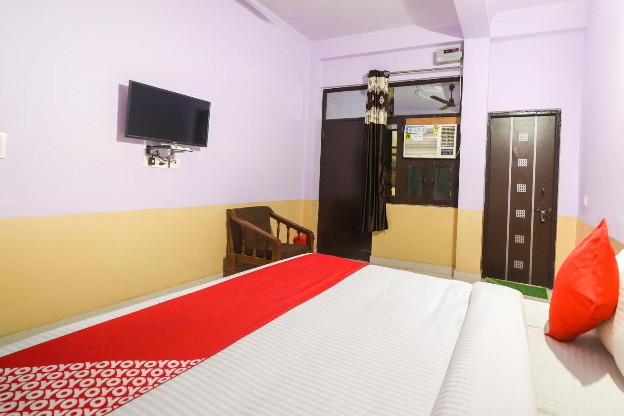 OYO 41586 Hotel Sunrise Inn Indirapuram Exterior foto