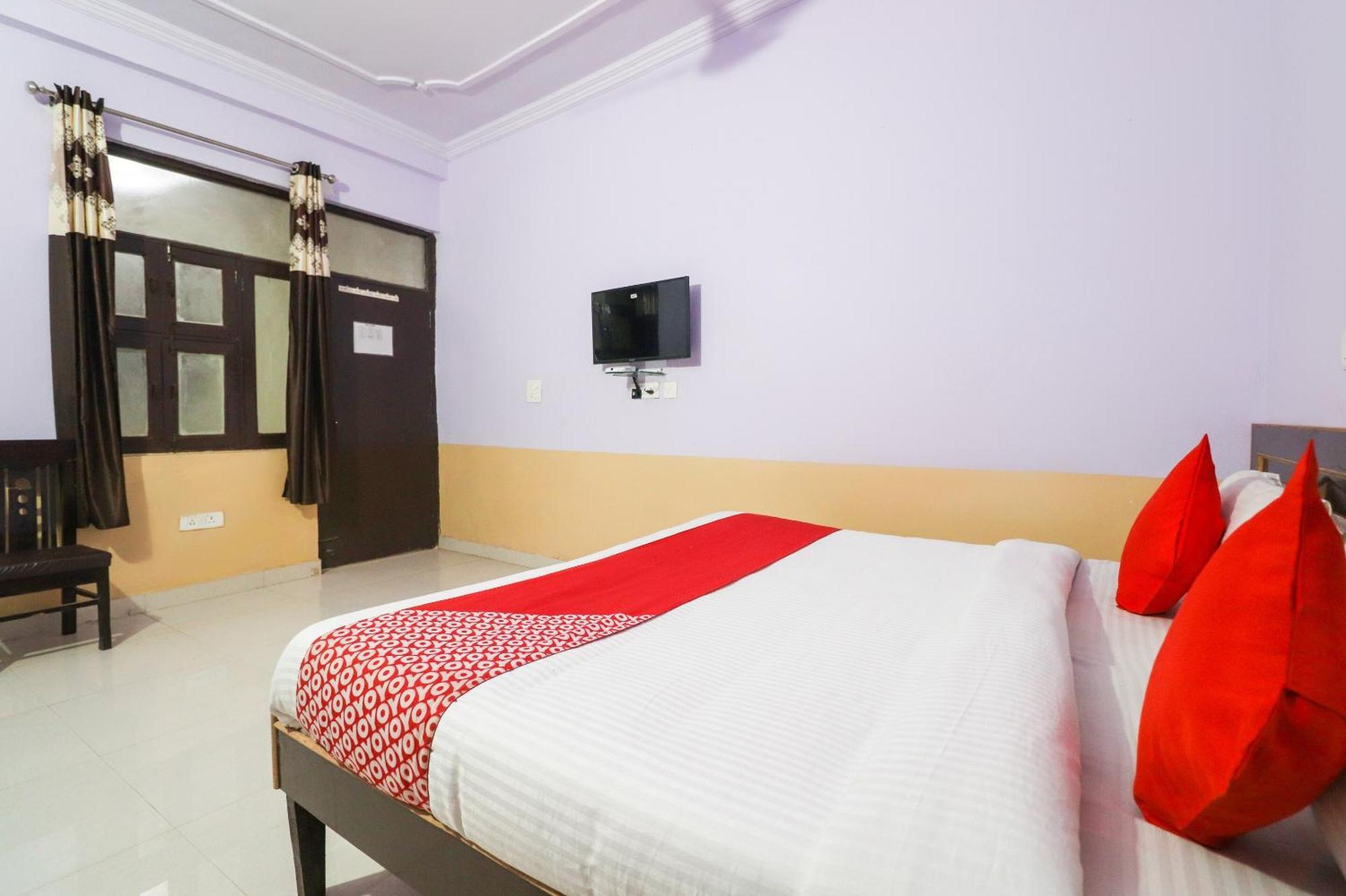 OYO 41586 Hotel Sunrise Inn Indirapuram Exterior foto