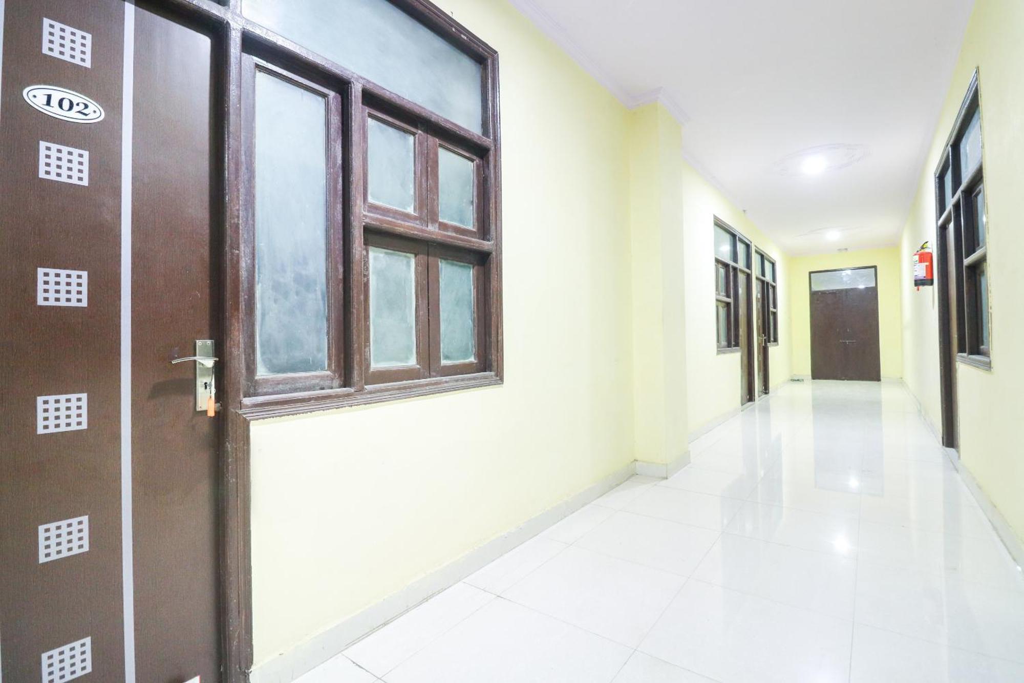 OYO 41586 Hotel Sunrise Inn Indirapuram Exterior foto