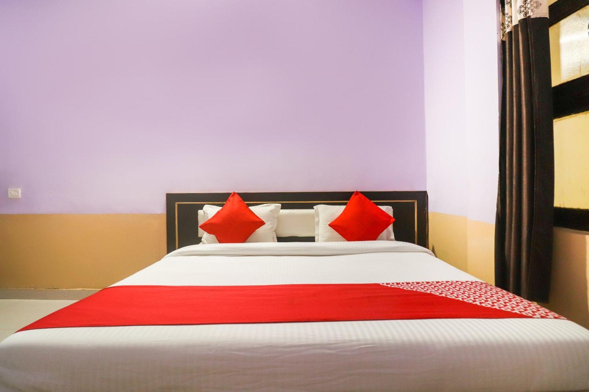 OYO 41586 Hotel Sunrise Inn Indirapuram Exterior foto