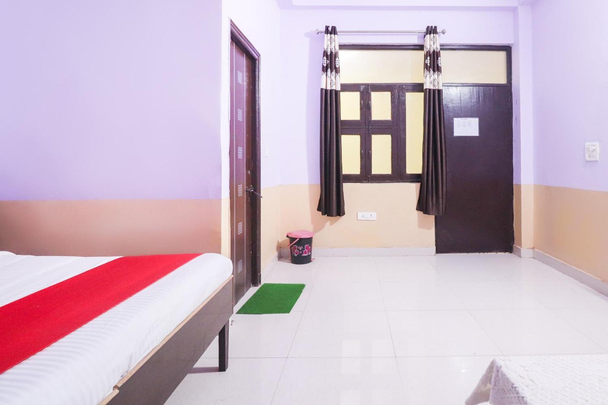 OYO 41586 Hotel Sunrise Inn Indirapuram Exterior foto